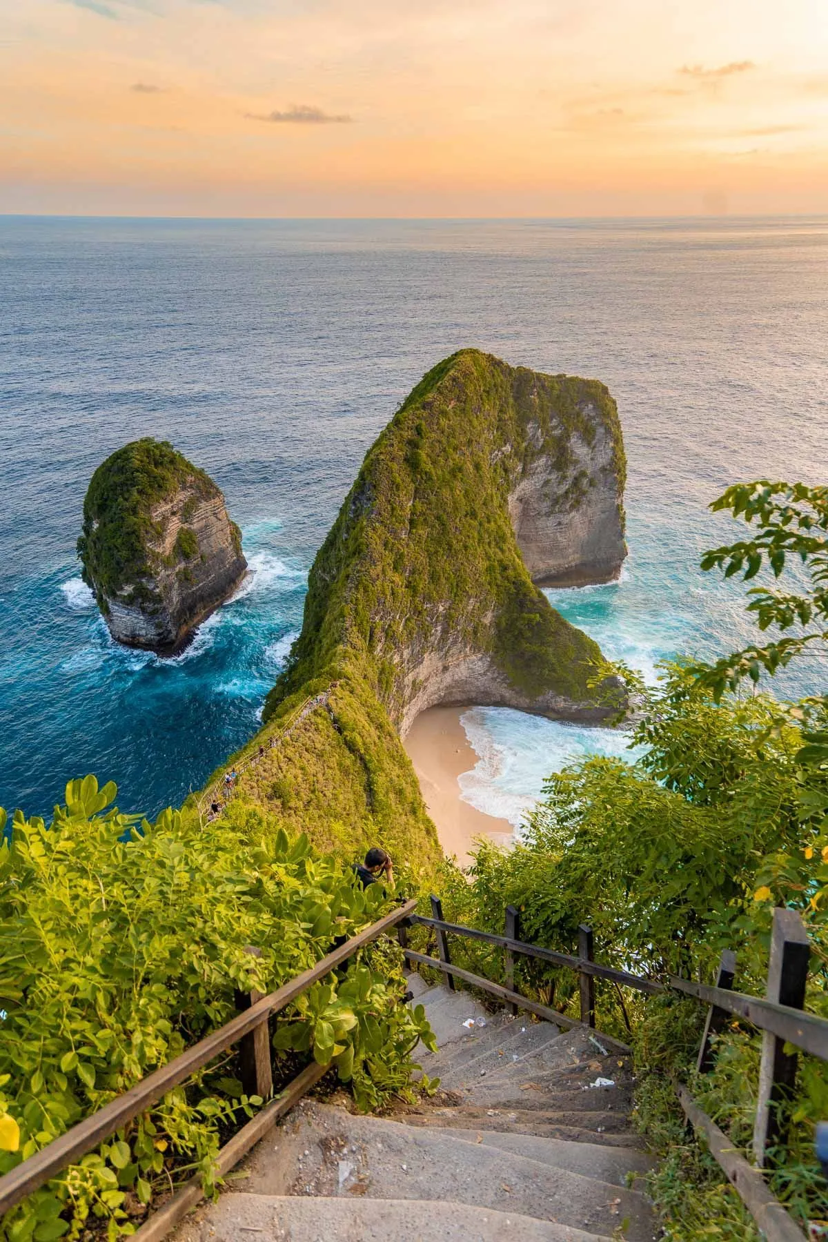 East & West Nusa Penida Tour